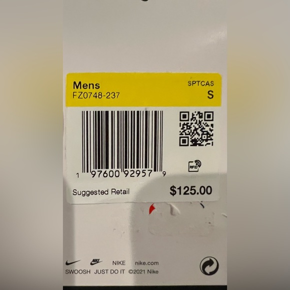 Nike - NWT - Small - Brown Men's Vest - Repels Water - Deflects UV Rays - Picture 11 of 14